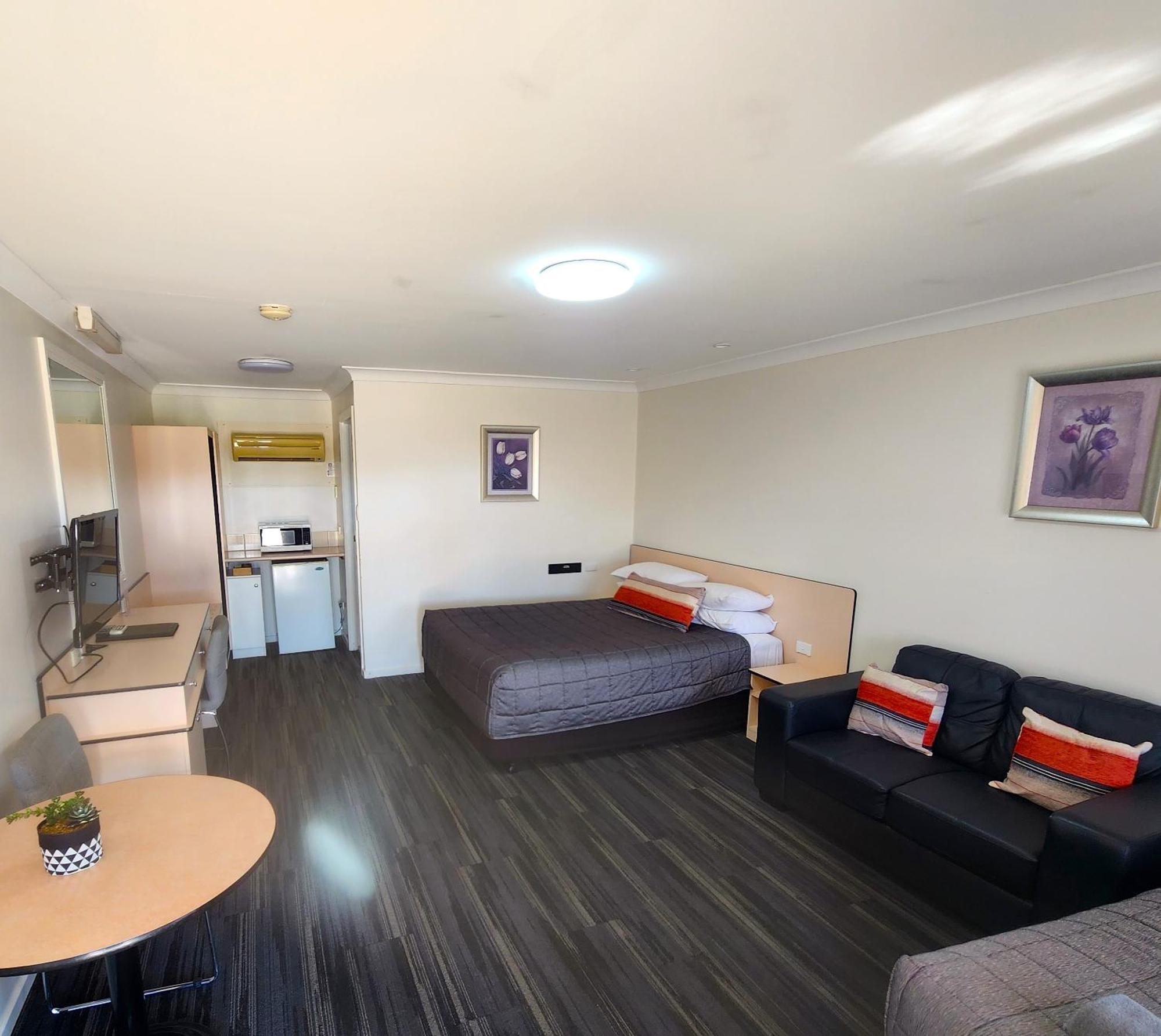 Highway Inn Motel Hay Εξωτερικό φωτογραφία