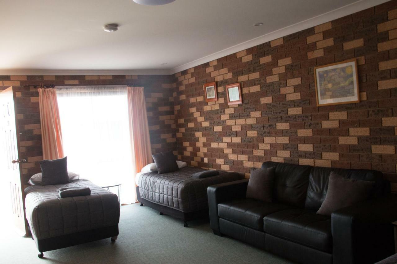 Highway Inn Motel Hay Εξωτερικό φωτογραφία